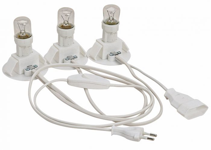 Elektrische-Beleuchtung-für-drein-Häuser-mit-Kupplung